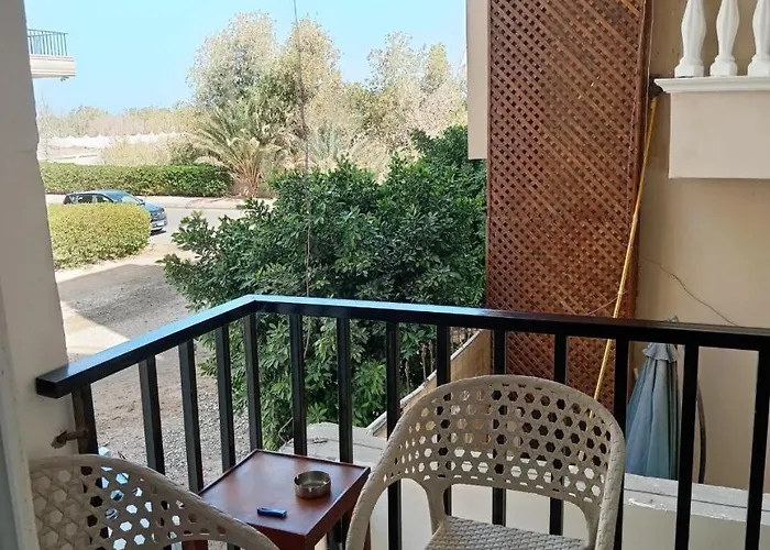 Apartment Julia's House By The Sea *